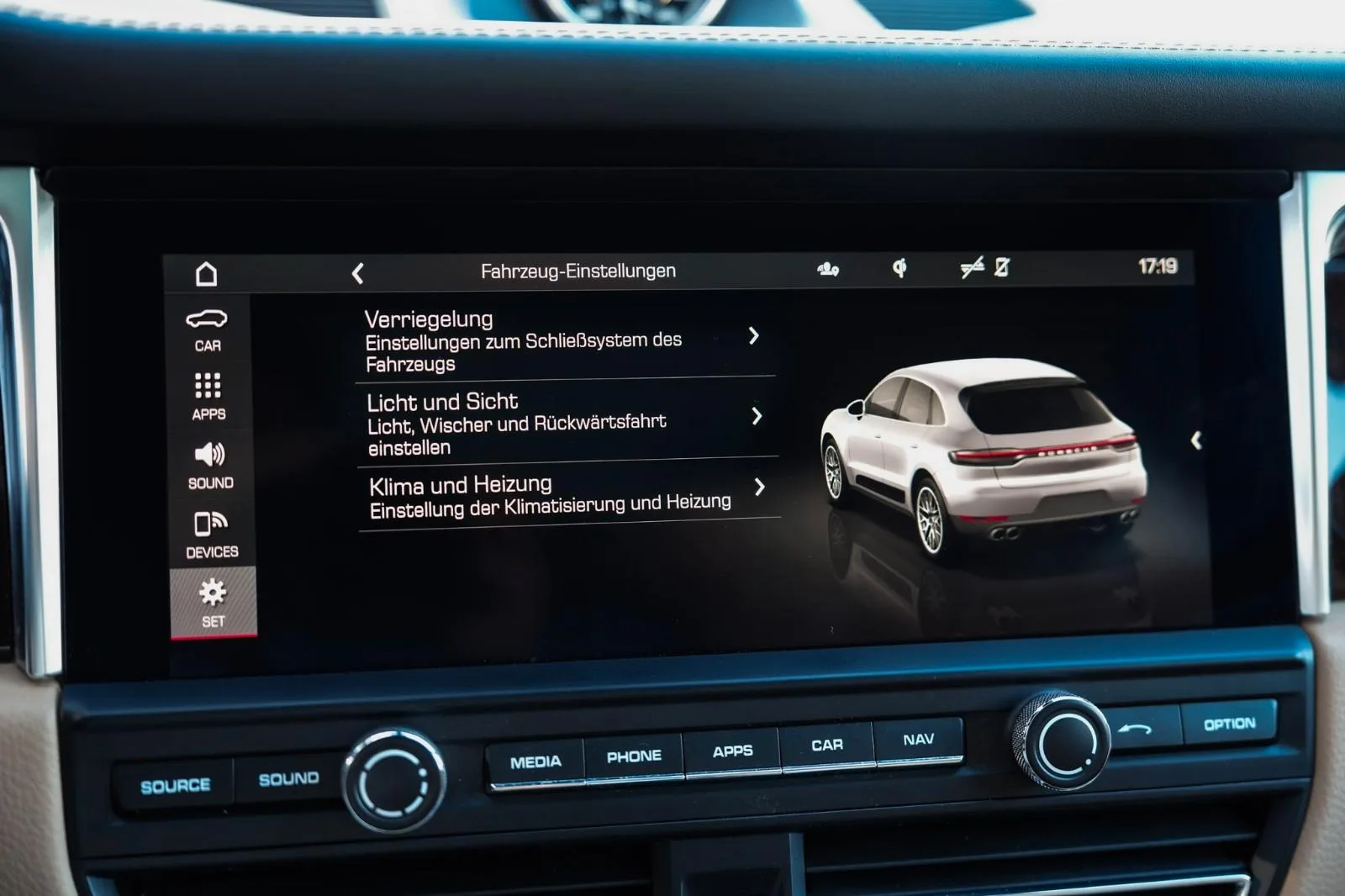 2019 Porsche Macan S, 29/30