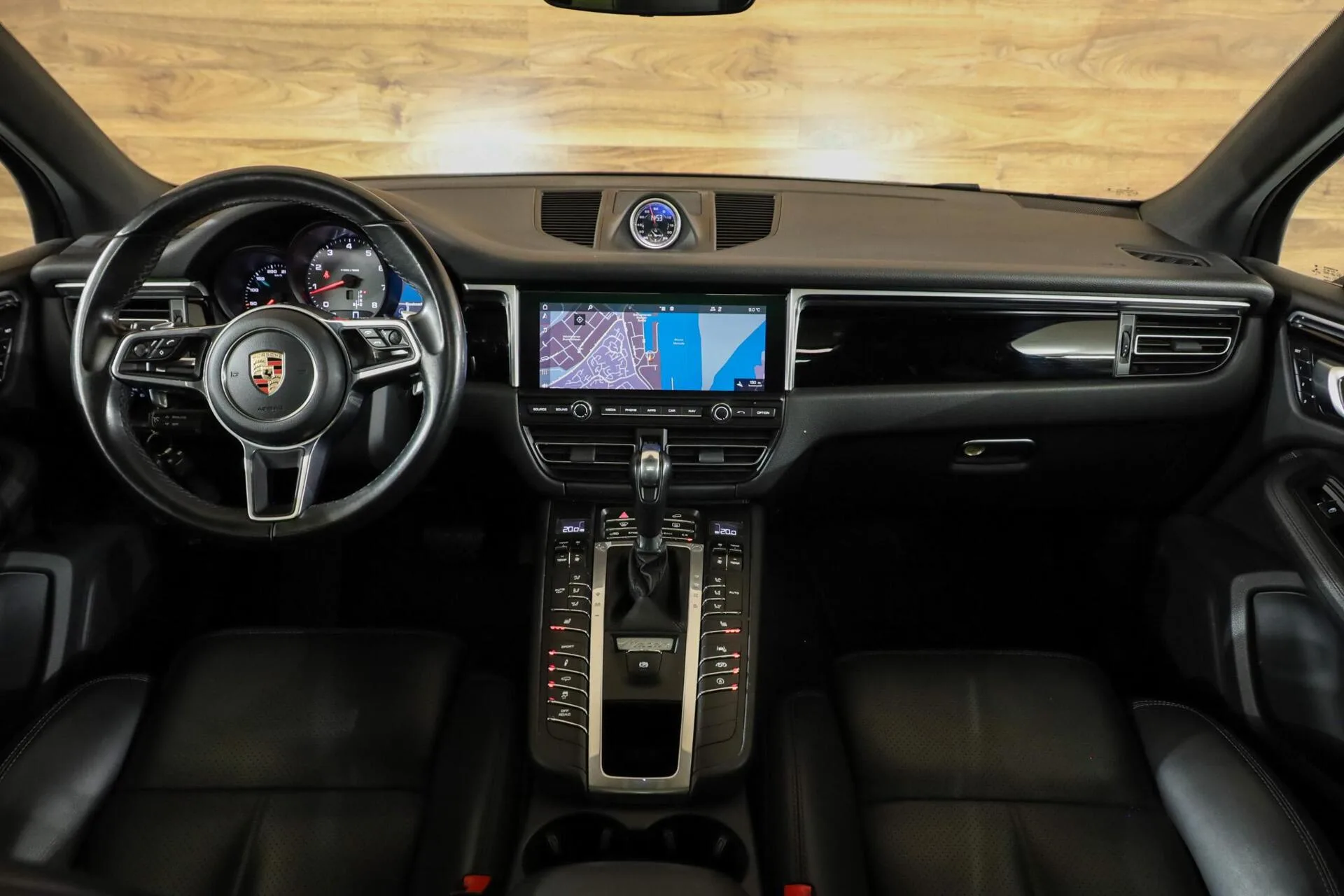 2019 Porsche Macan S, 3/30