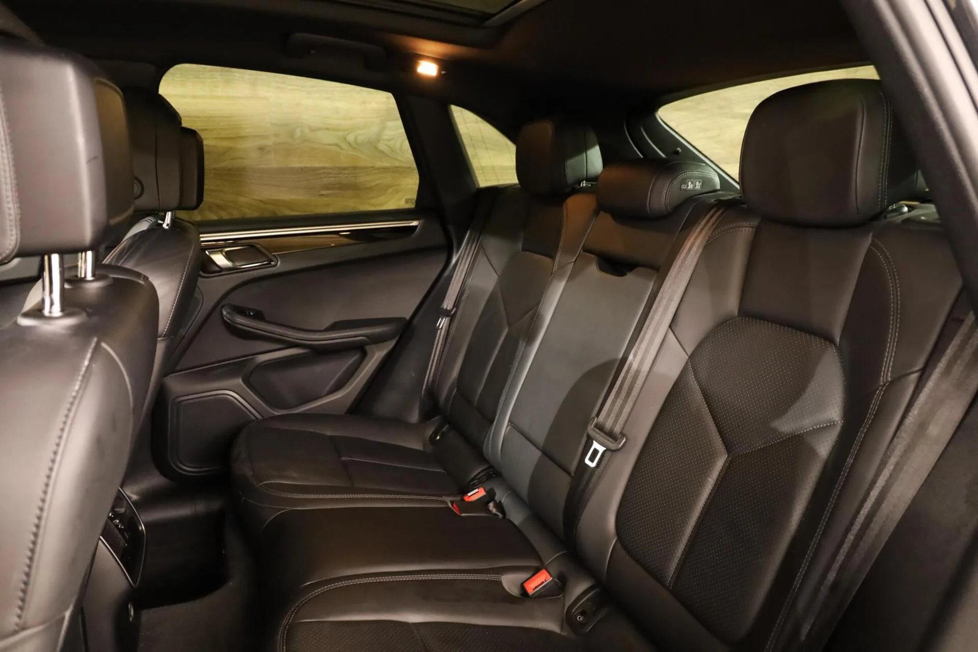 2019 Porsche Macan S, 7/30