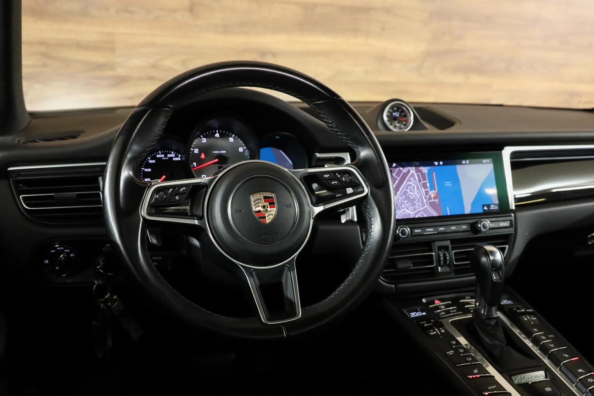 2019 Porsche Macan S, 16/30