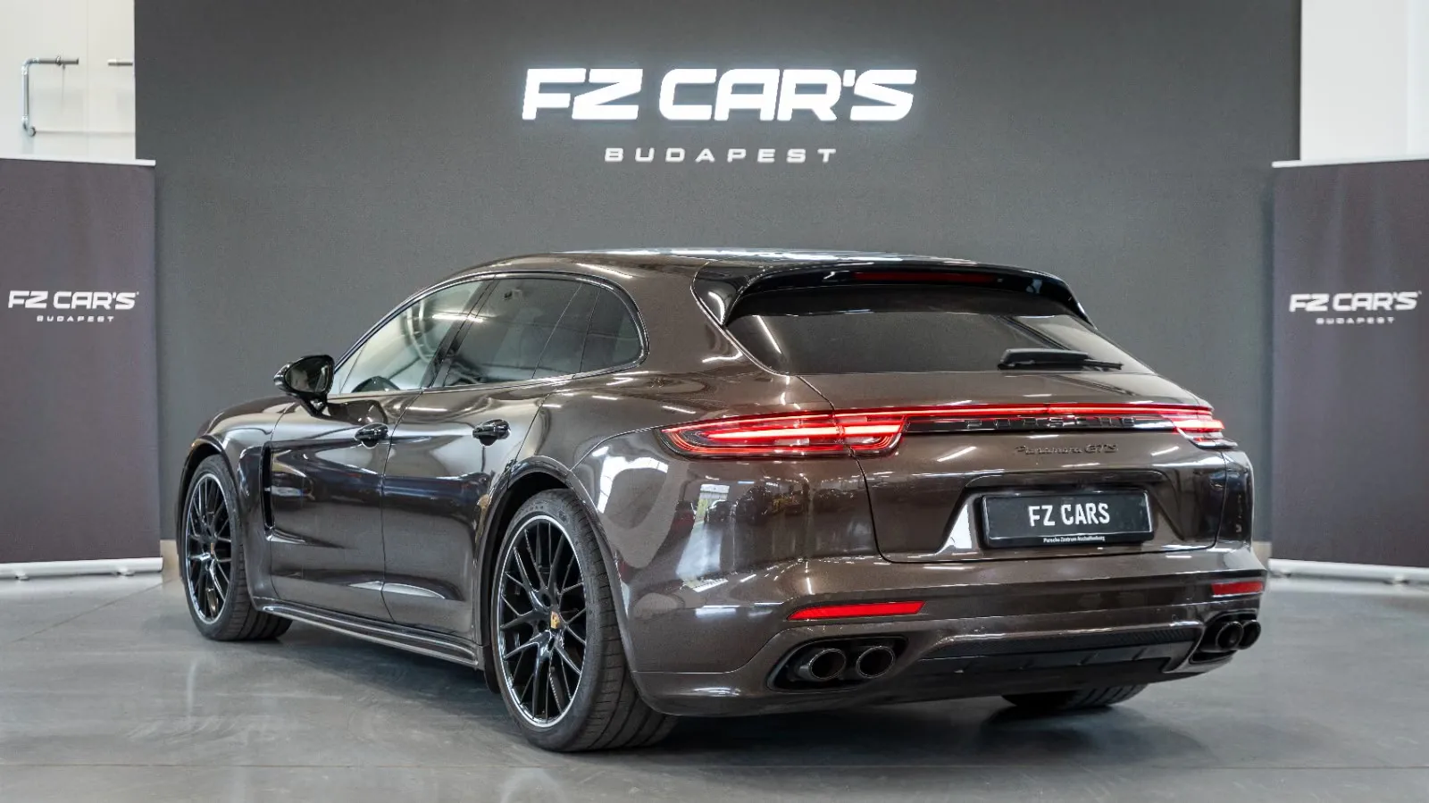 2019 Porsche Panamera GTS Sport Turismo, 3/13