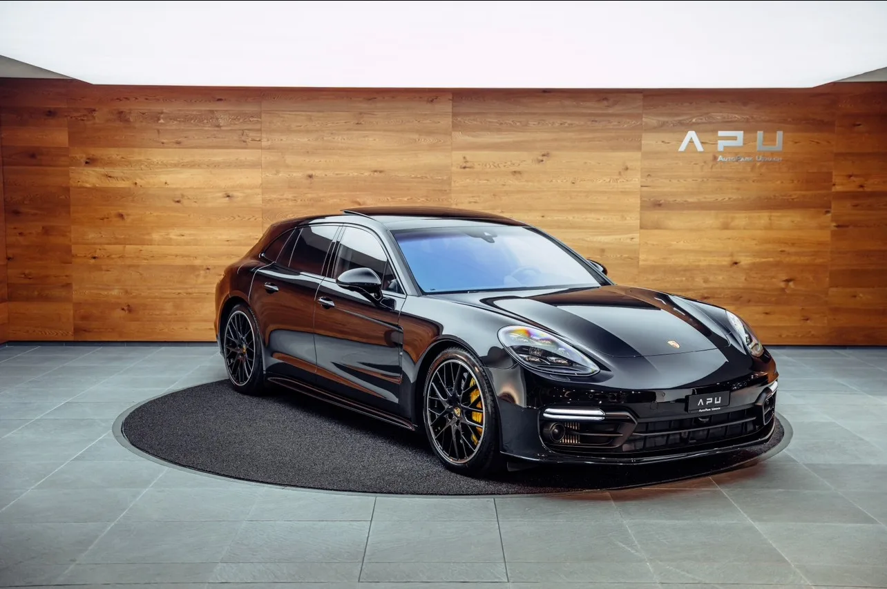 2019 Porsche Panamera Turbo S E-Hybrid angeboten von einem Fachhändler in Uznach, Schweiz, Hauptfoto