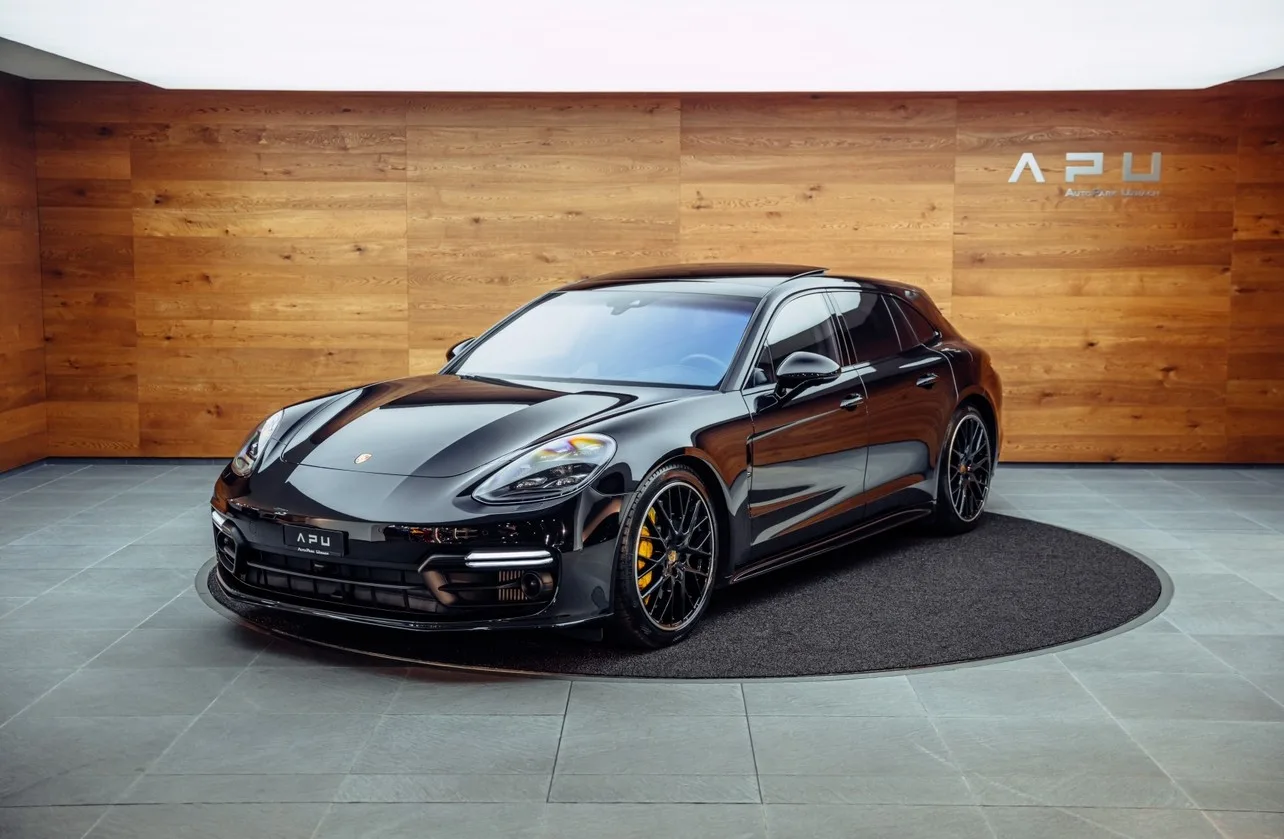 2019 Porsche Panamera Turbo S E-Hybrid, 4/16
