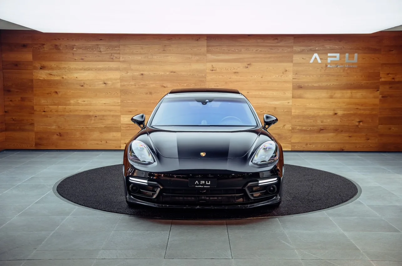 2019 Porsche Panamera Turbo S E-Hybrid, 15/16
