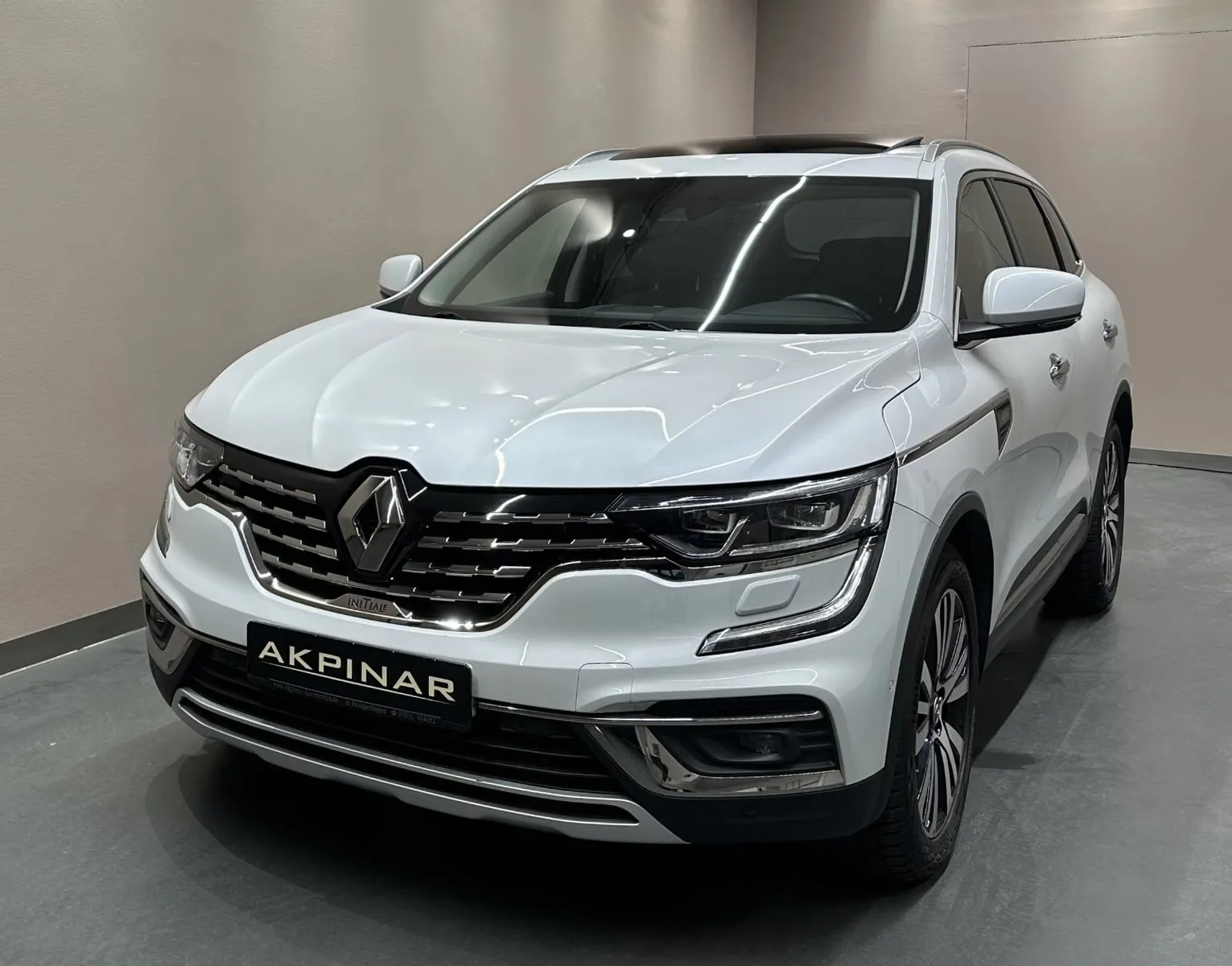 2019 Renault Koleos Initiale Paris angeboten von einem Fachhändler in Holzgerlingen, Deutschland, Hauptfoto