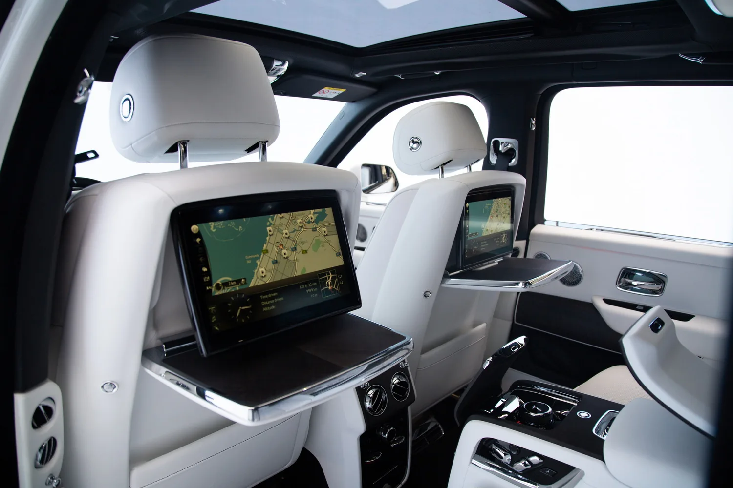 2019 Rolls-Royce Cullinan, 10/17