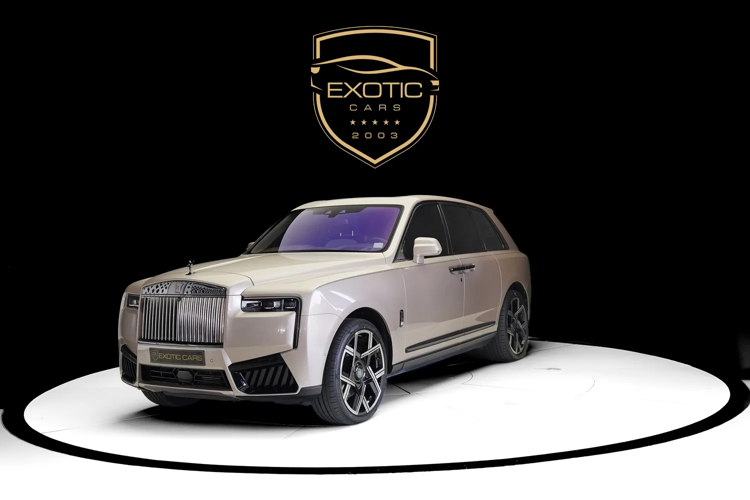 2019 Rolls-Royce Cullinan proposée par un concessionnaire spécialisé à Dubaï, Émirats arabes unis, photo principale