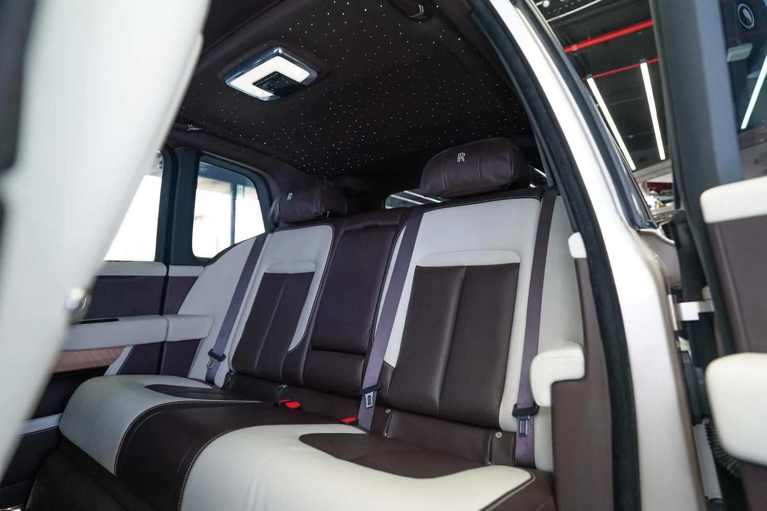 2019 Rolls-Royce Cullinan, 10/15