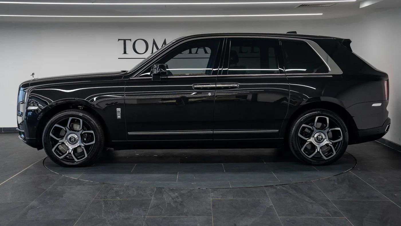 2019 Rolls-Royce Cullinan angeboten von einem Fachhändler in Swadlincote, Vereinigtes Königreich, Foto 4 von 15