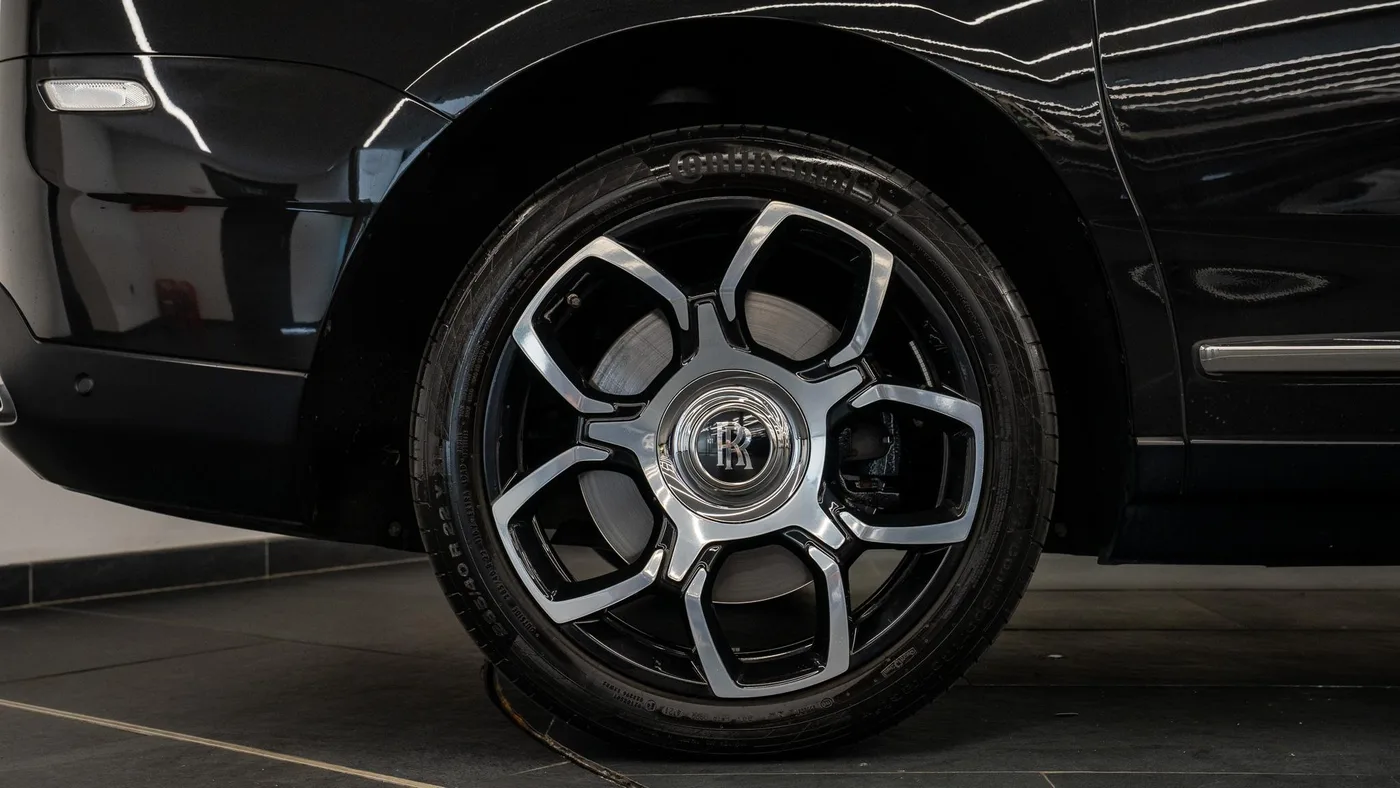 2019 Rolls-Royce Cullinan angeboten von einem Fachhändler in Swadlincote, Vereinigtes Königreich, Foto 10 von 15