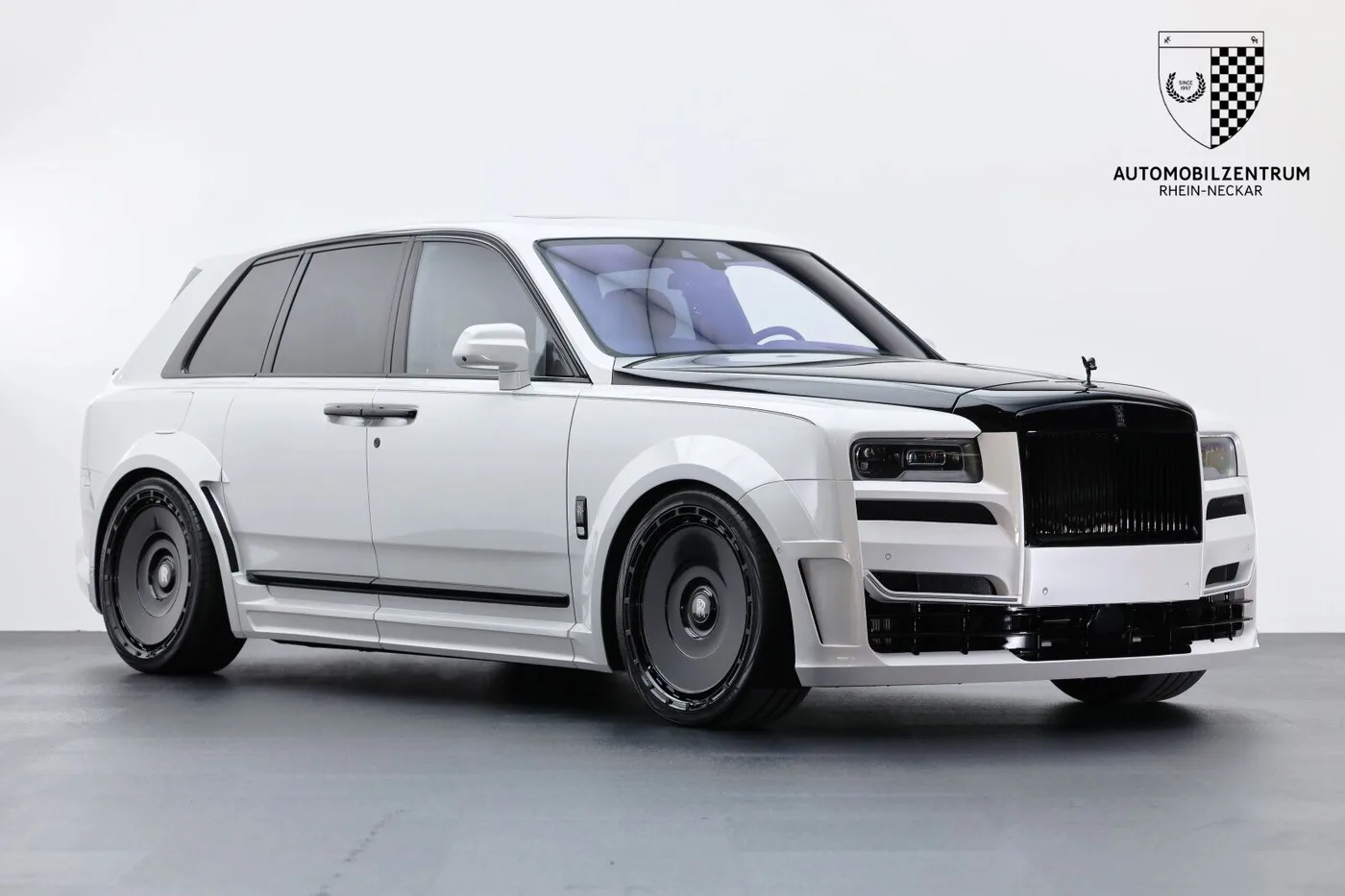 2019 Rolls-Royce Cullinan angeboten von einem Supersportwagenhändler in Viernheim, Deutschland, Foto 3 von 25