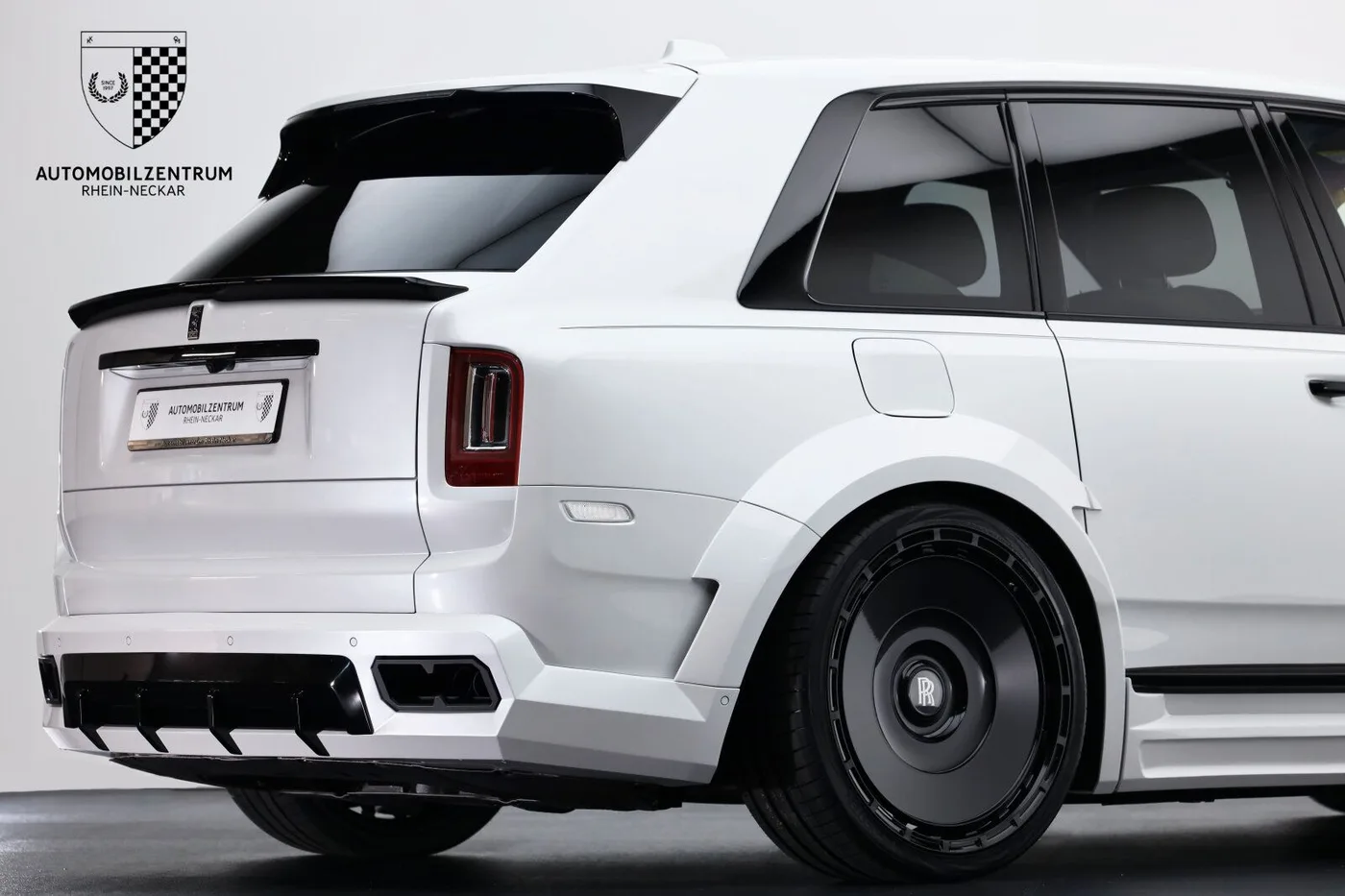 2019 Rolls-Royce Cullinan angeboten von einem Supersportwagenhändler in Viernheim, Deutschland, Foto 12 von 25