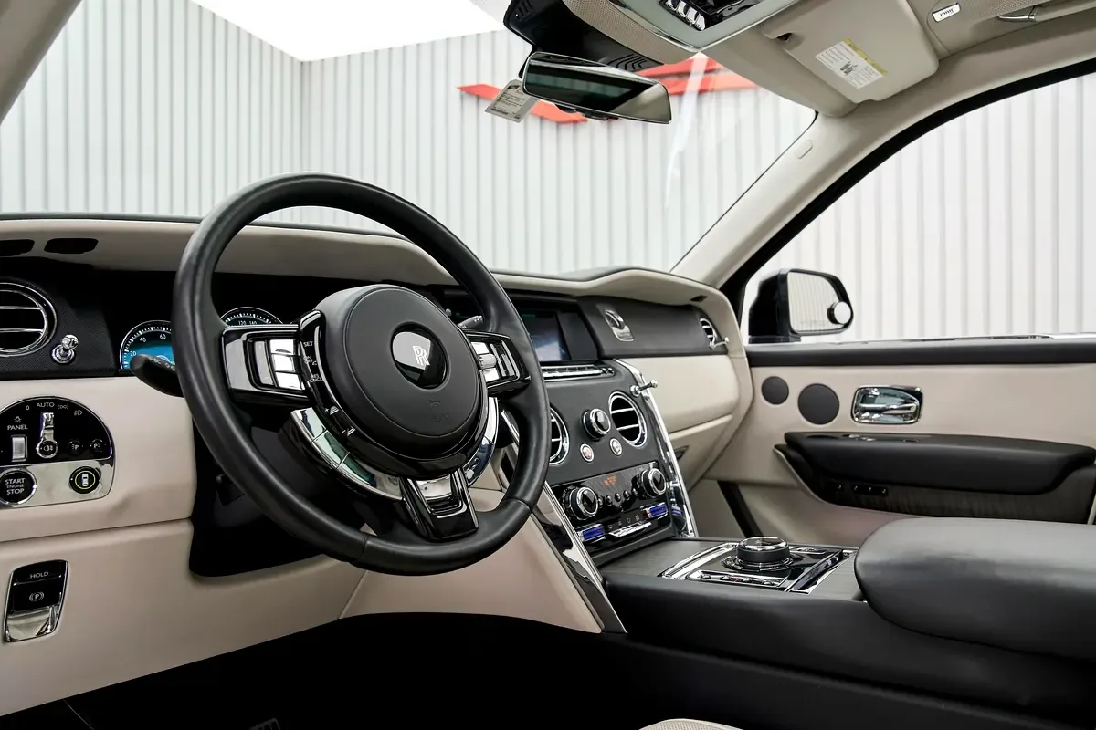 2019 Rolls-Royce Cullinan, 9/12