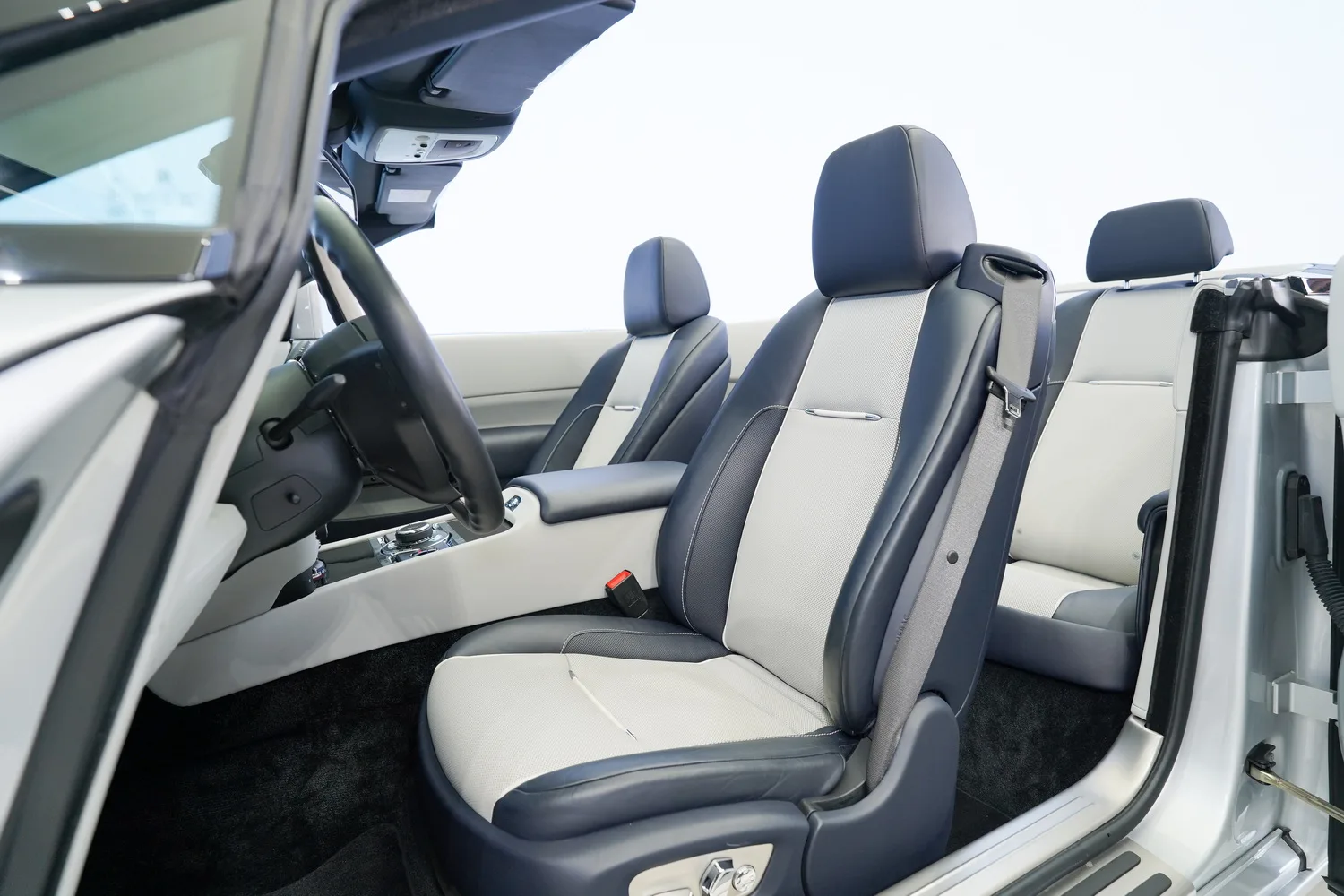2019 Rolls-Royce Dawn, 8/14