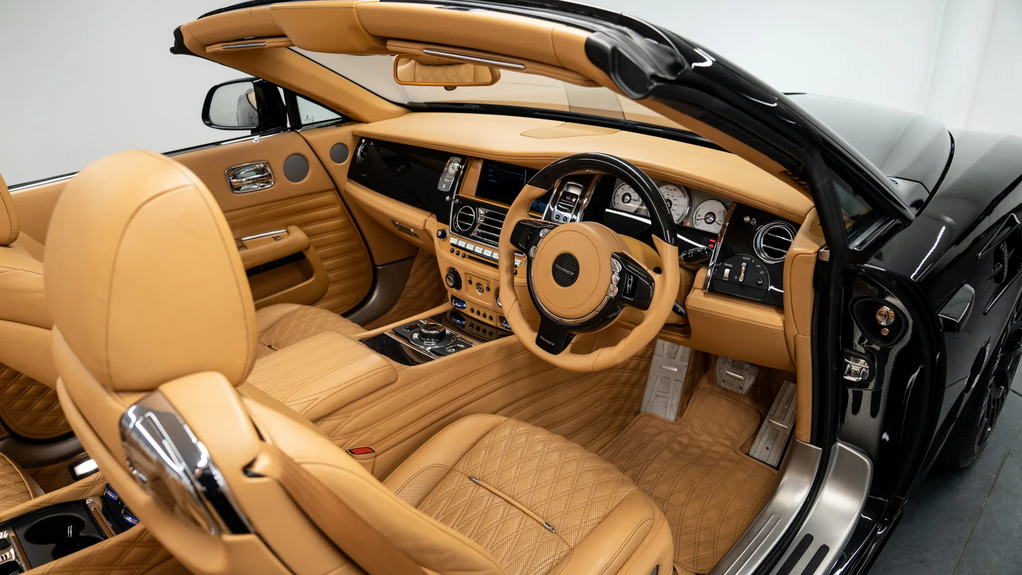 2019 Rolls-Royce Dawn MANSORY, 21/30