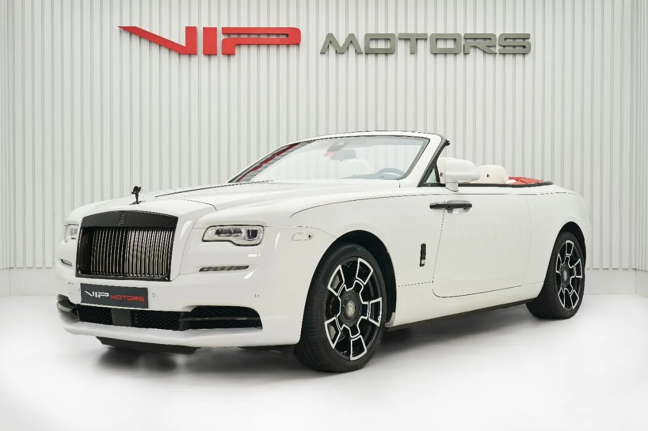 2019 Rolls-Royce Dawn Black Badge offered by a specialist dealer in Dubai, United Arab Emirates, photo 3 of 10