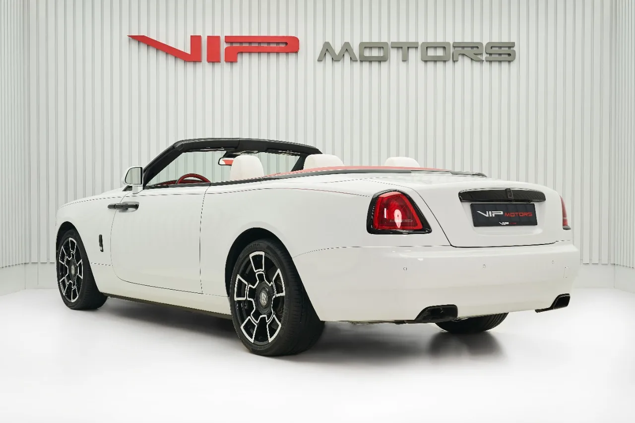 2019 Rolls-Royce Dawn Black Badge offered by a specialist dealer in Dubai, United Arab Emirates, photo 4 of 10