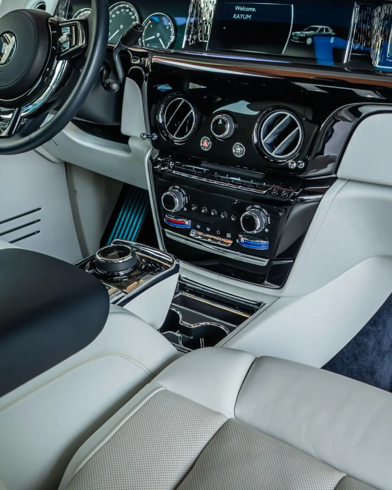 2019 Rolls-Royce Phantom, 11/22