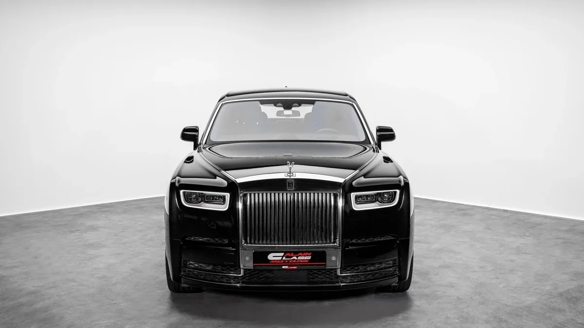 2019 Rolls-Royce Phantom proposée par un concessionnaire spécialisé à Dubai, Émirats arabes unis, photo principale