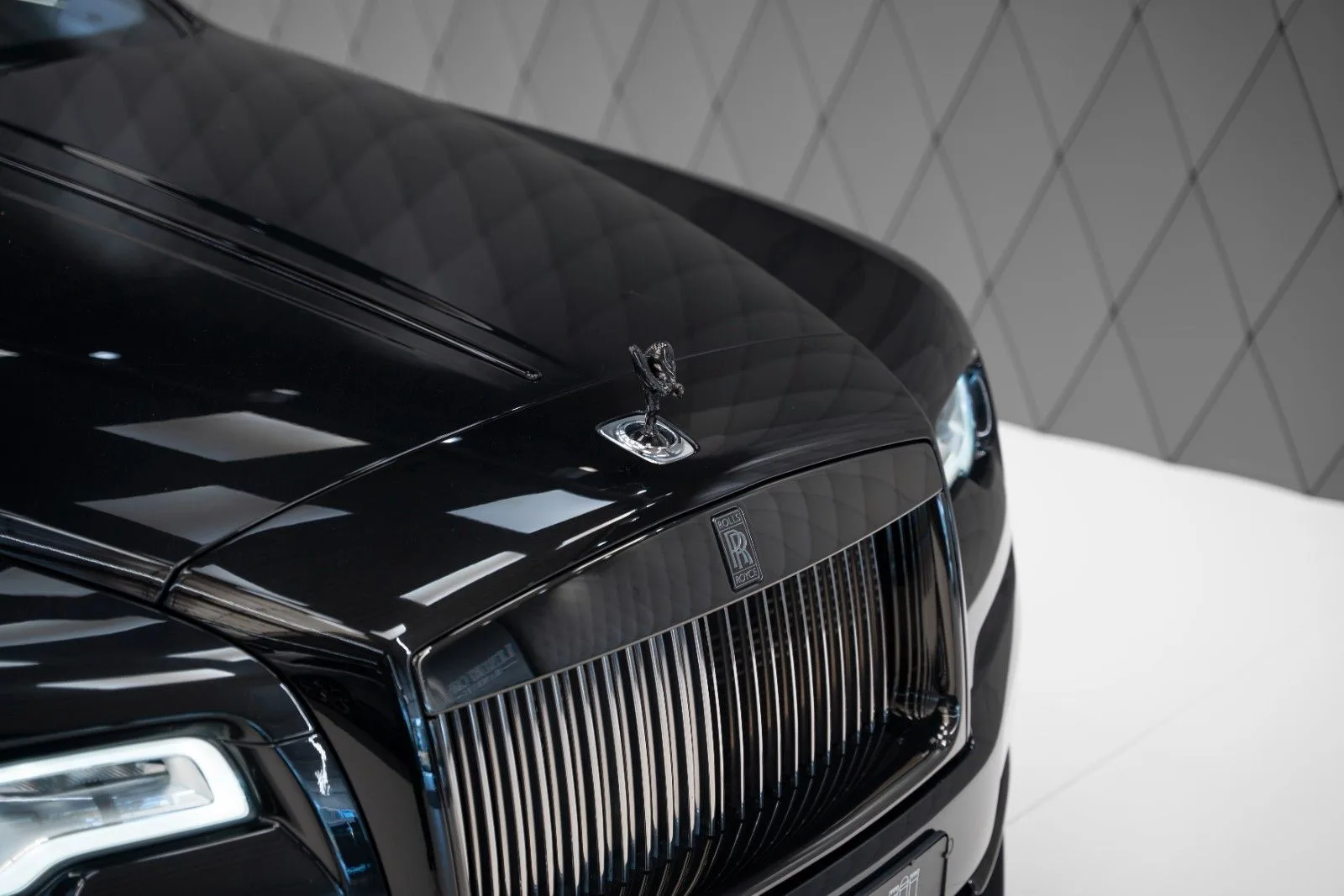 2019 Rolls-Royce Wraith Black Badge, 8/27