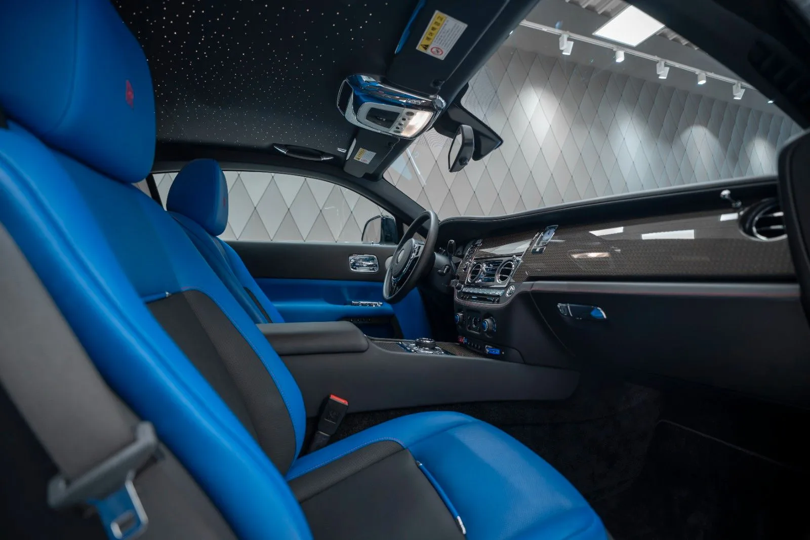 2019 Rolls-Royce Wraith Black Badge, 16/27