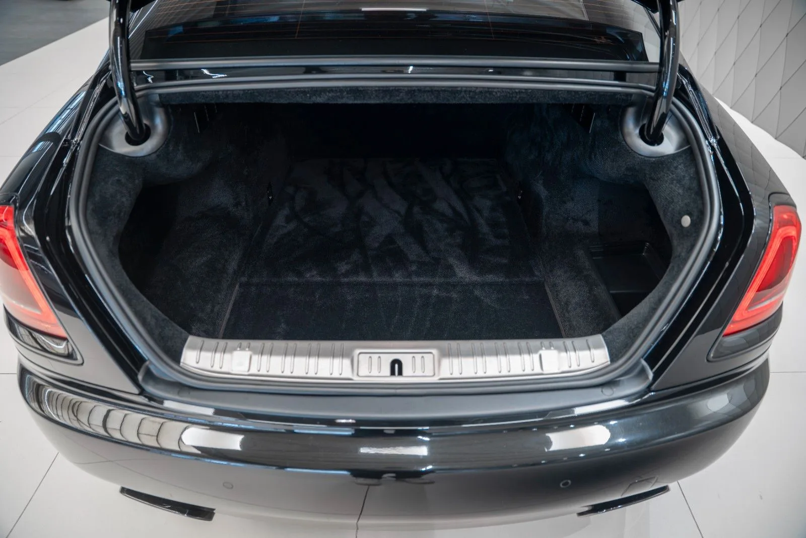 2019 Rolls-Royce Wraith Black Badge, 27/27