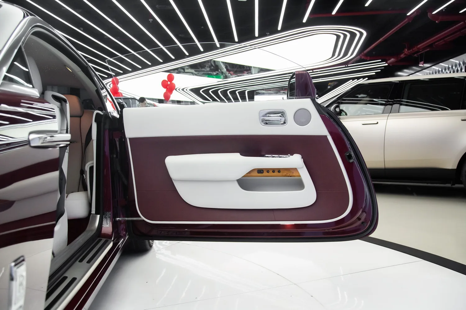 2019 Rolls-Royce Wraith, 6/14