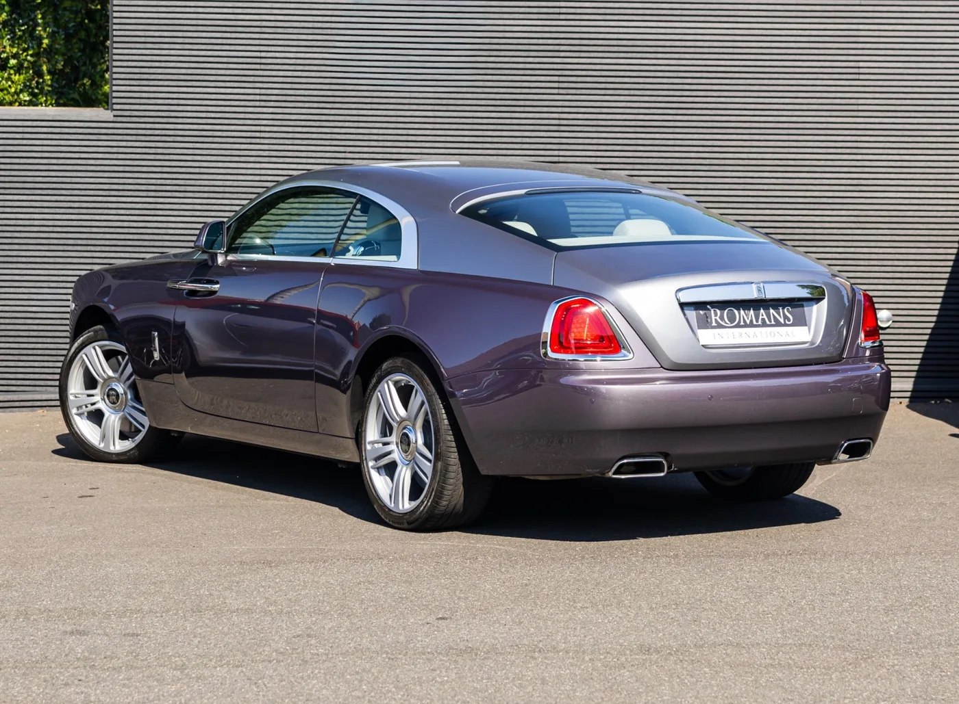 2019 Rolls-Royce Wraith proposée par un concessionnaire spécialisé à Banstead, Royaume-Uni, photo 2 sur 15