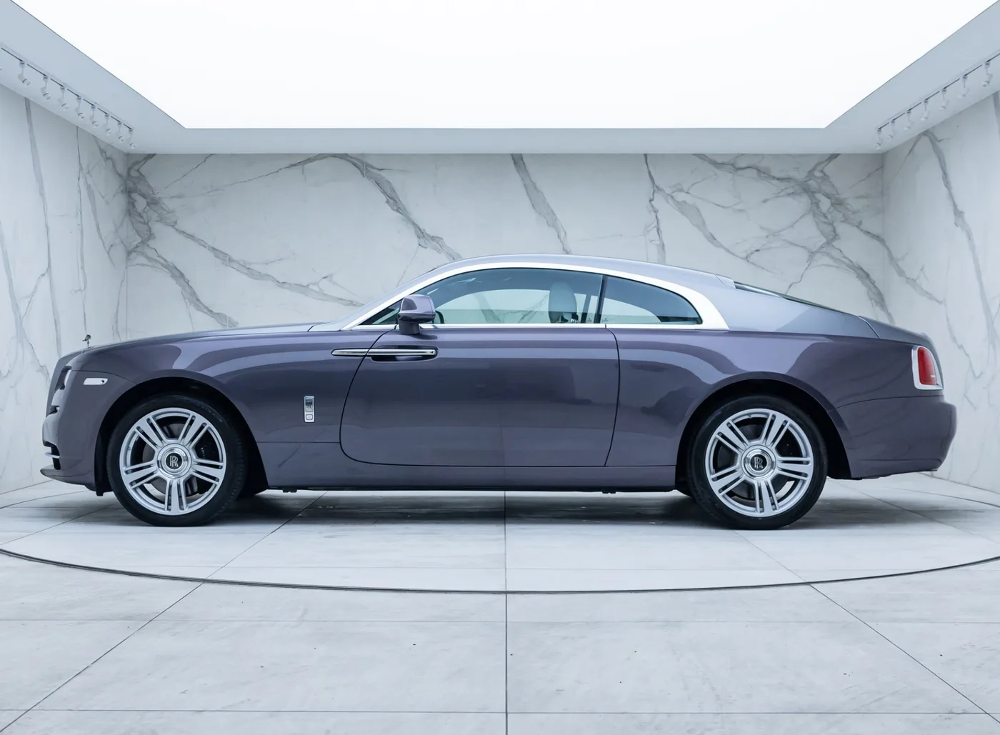 2019 Rolls-Royce Wraith proposée par un concessionnaire spécialisé à Banstead, Royaume-Uni, photo 6 sur 15