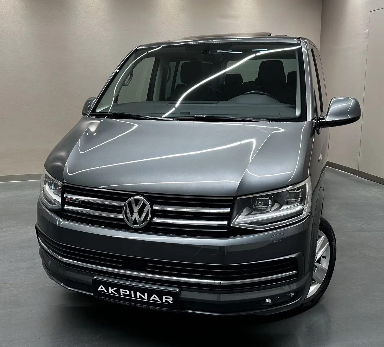 2019 Volkswagen T6 Multivan Highline, 2/27