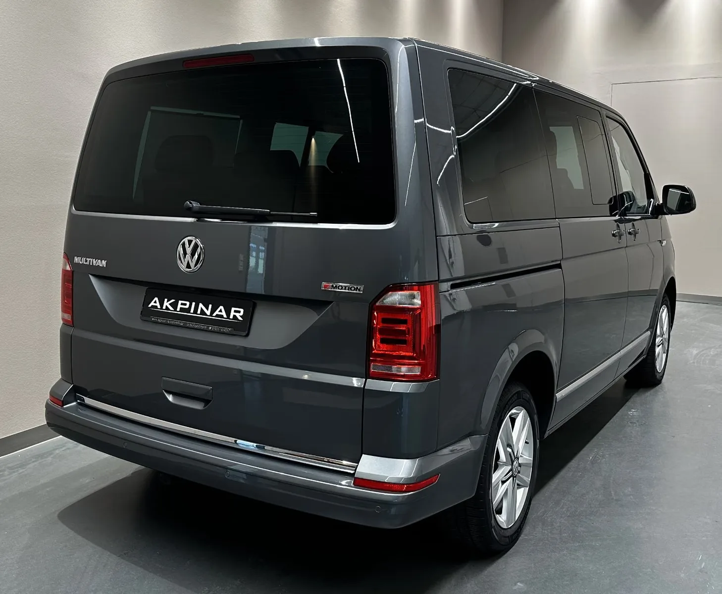 2019 Volkswagen T6 Multivan Highline, 6/27