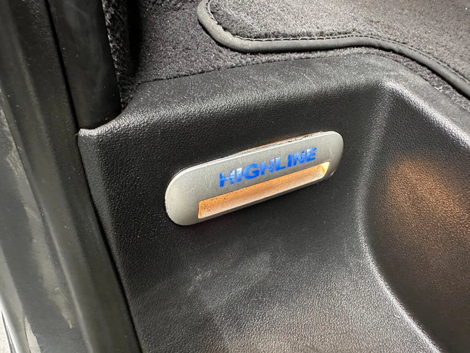 2019 Volkswagen T6 Multivan Highline, 11/27
