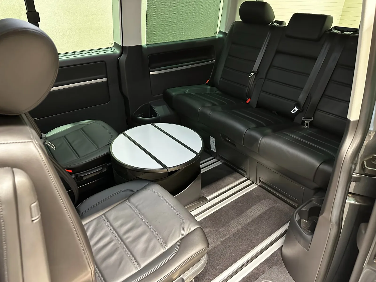 2019 Volkswagen T6 Multivan Highline, 16/27
