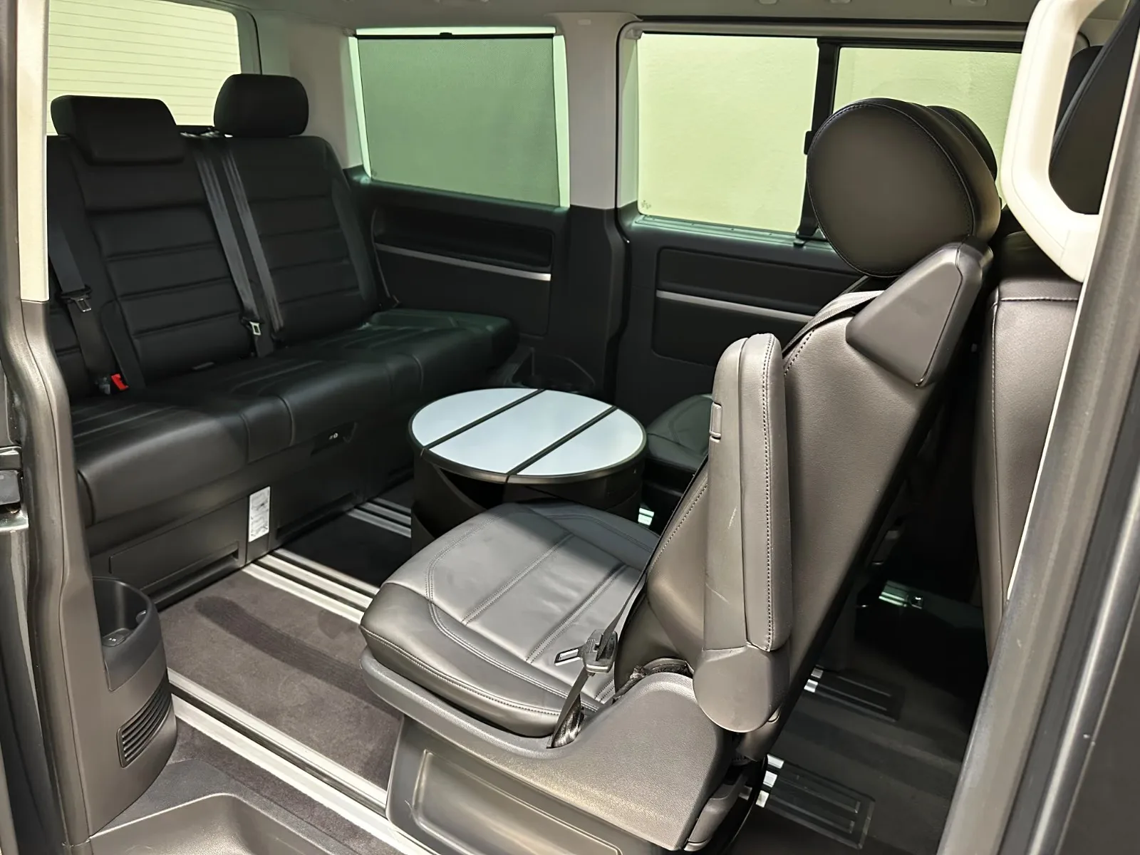 2019 Volkswagen T6 Multivan Highline, 18/27