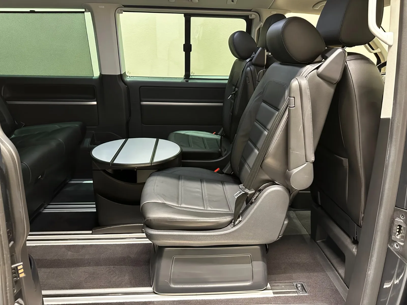 2019 Volkswagen T6 Multivan Highline, 19/27