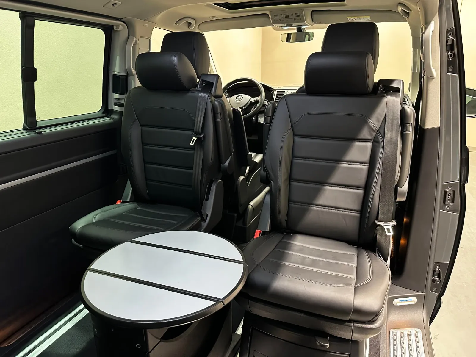 2019 Volkswagen T6 Multivan Highline, 20/27