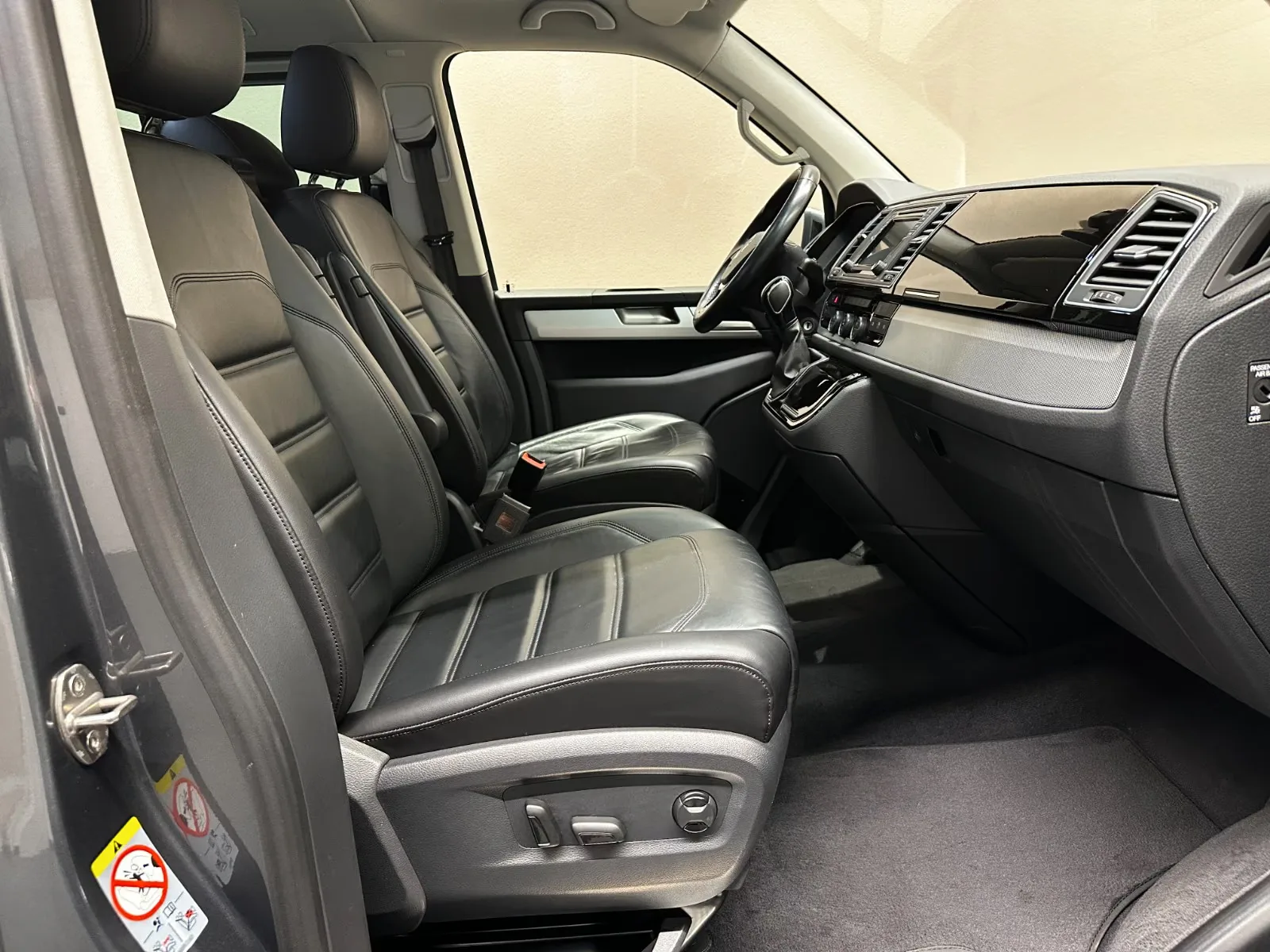 2019 Volkswagen T6 Multivan Highline, 24/27