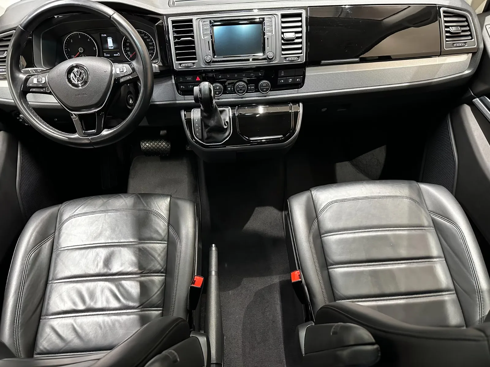 2019 Volkswagen T6 Multivan Highline, 26/27