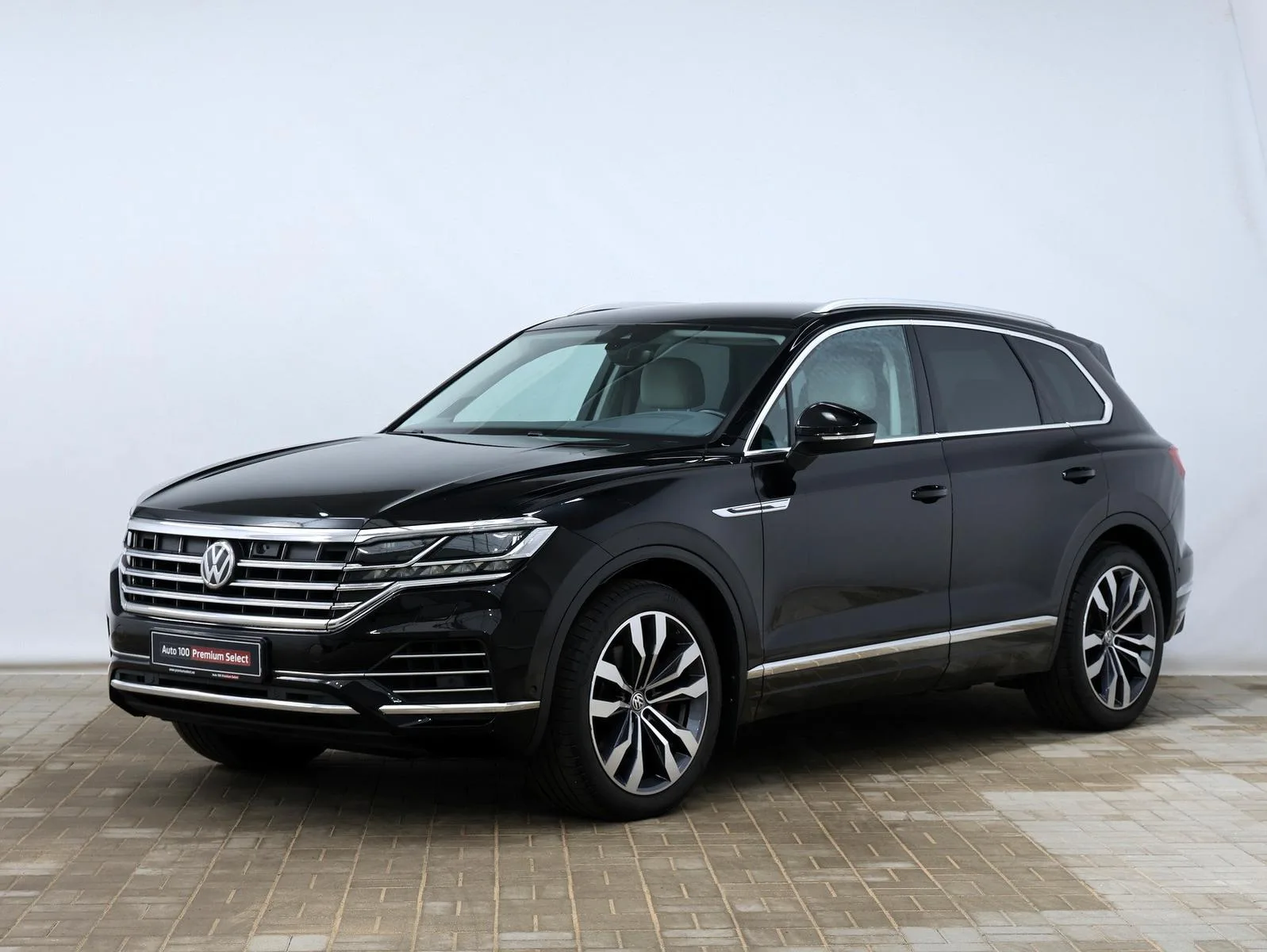2019 Volkswagen Touareg Elegance, 4/29