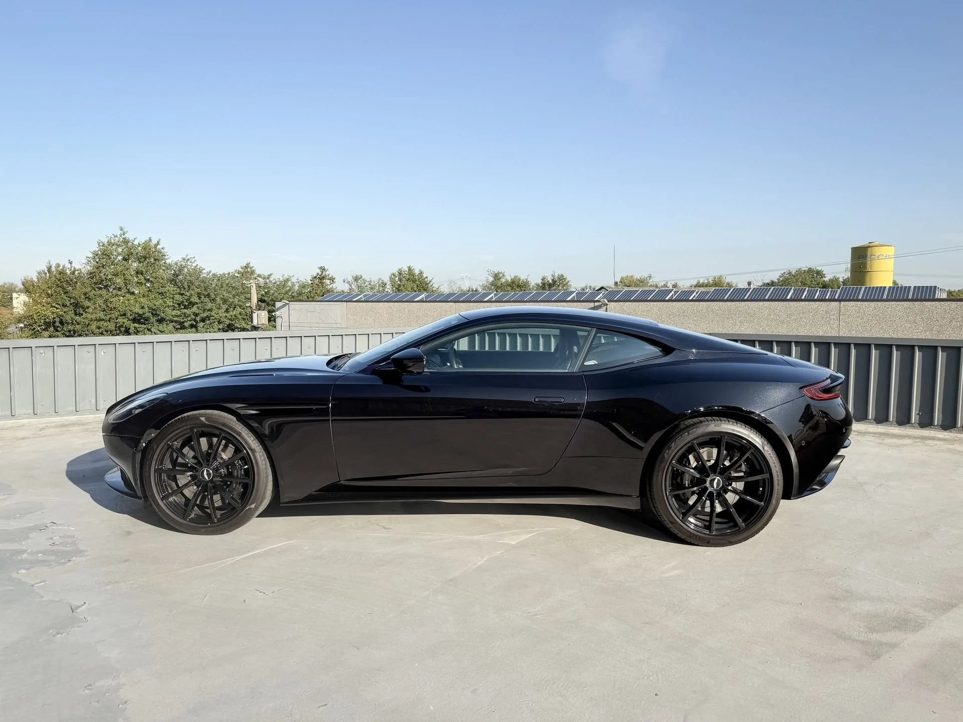2020 Aston Martin DB11 AMR, 6/13
