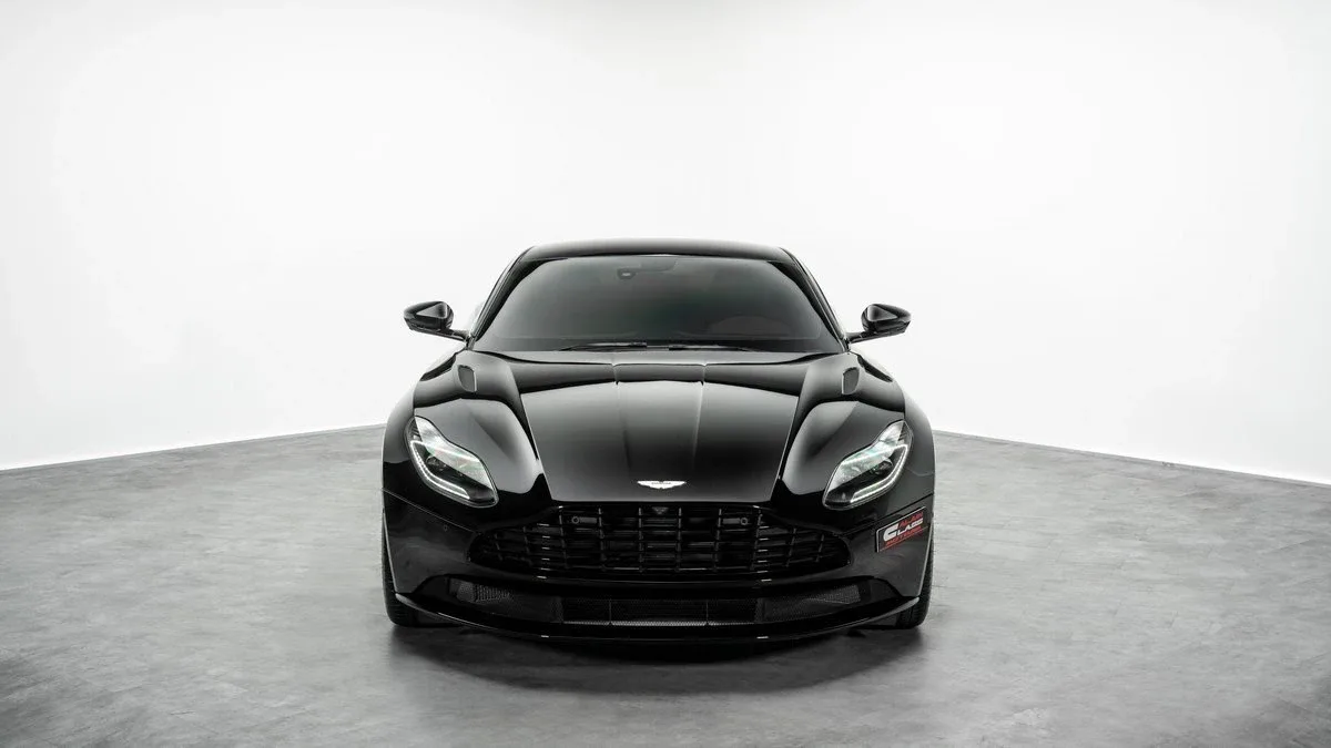 2020 Aston Martin DB11 V8 offered by a specialist dealer in Dubai, United Arab Emirates, photo 4 of 24