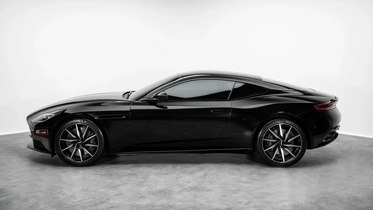 2020 Aston Martin DB11 V8 offered by a specialist dealer in Dubai, United Arab Emirates, photo 21 of 24