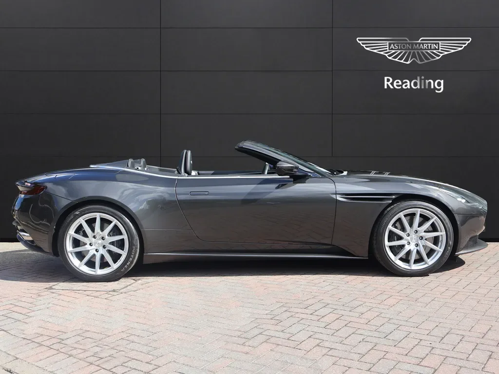 2020 Aston Martin DB11, 10/15