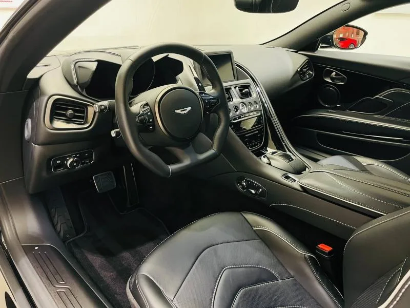 2020 Aston Martin DBS Superleggera, 2/20