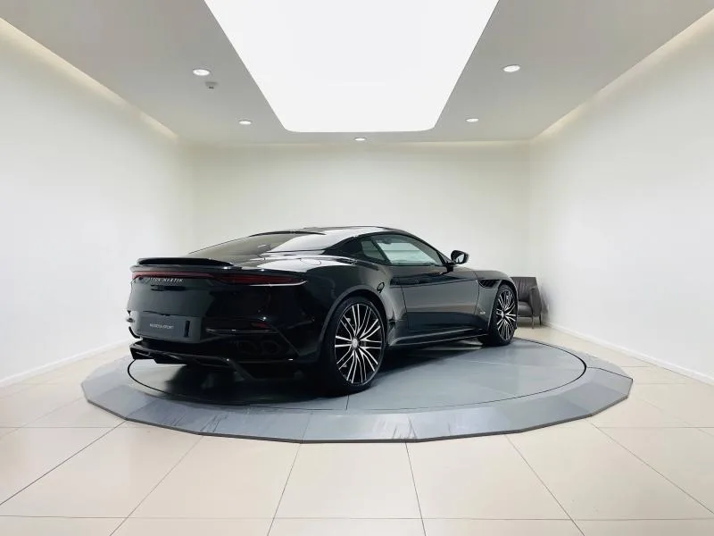 2020 Aston Martin DBS Superleggera, 3/20