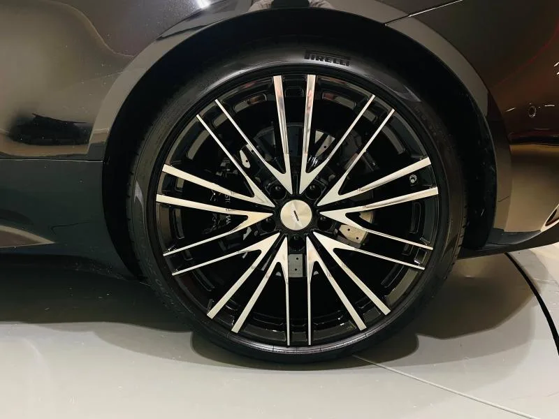 2020 Aston Martin DBS Superleggera, 11/20