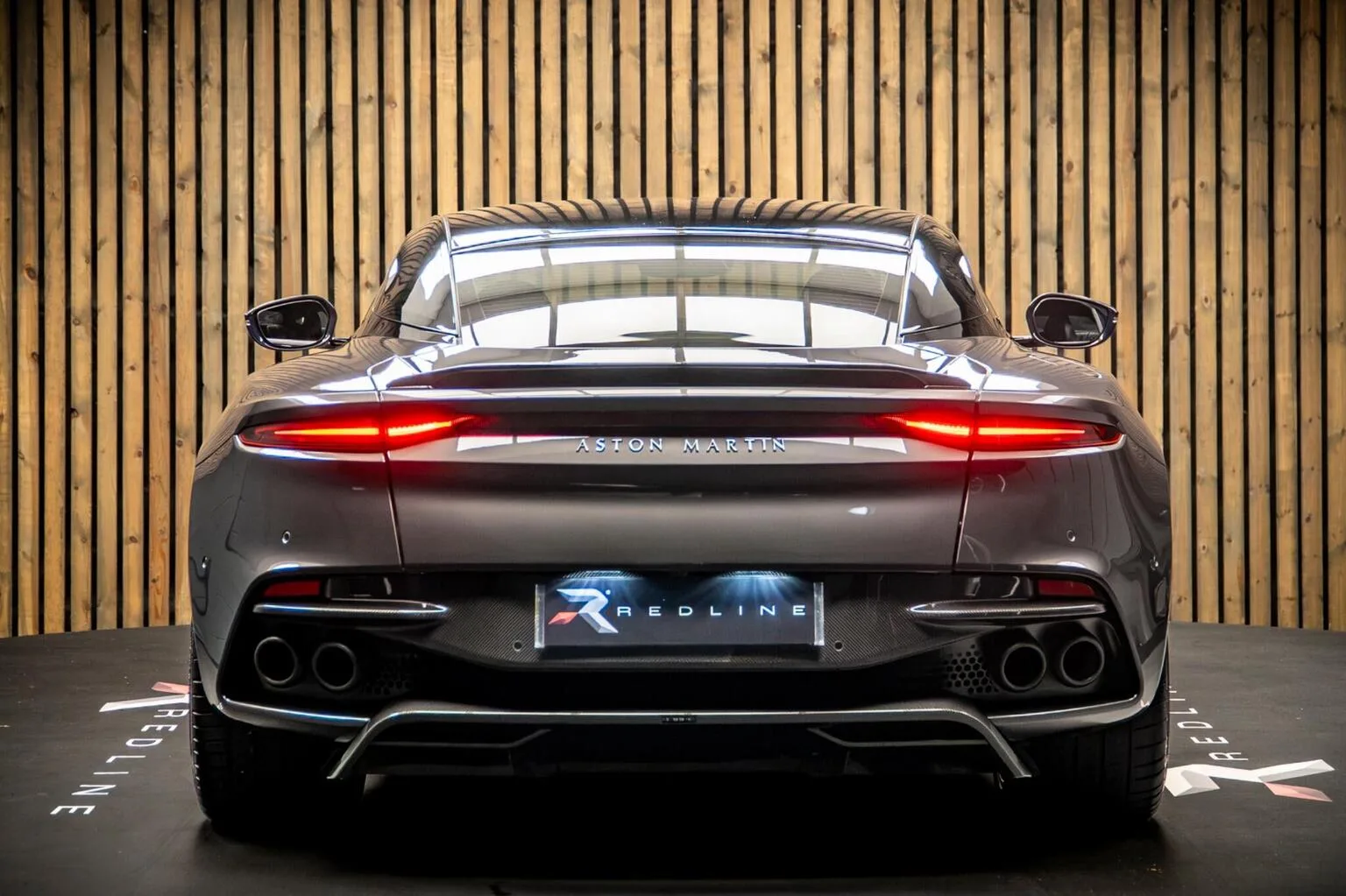 2020 Aston Martin DBS Superleggera, 6/30