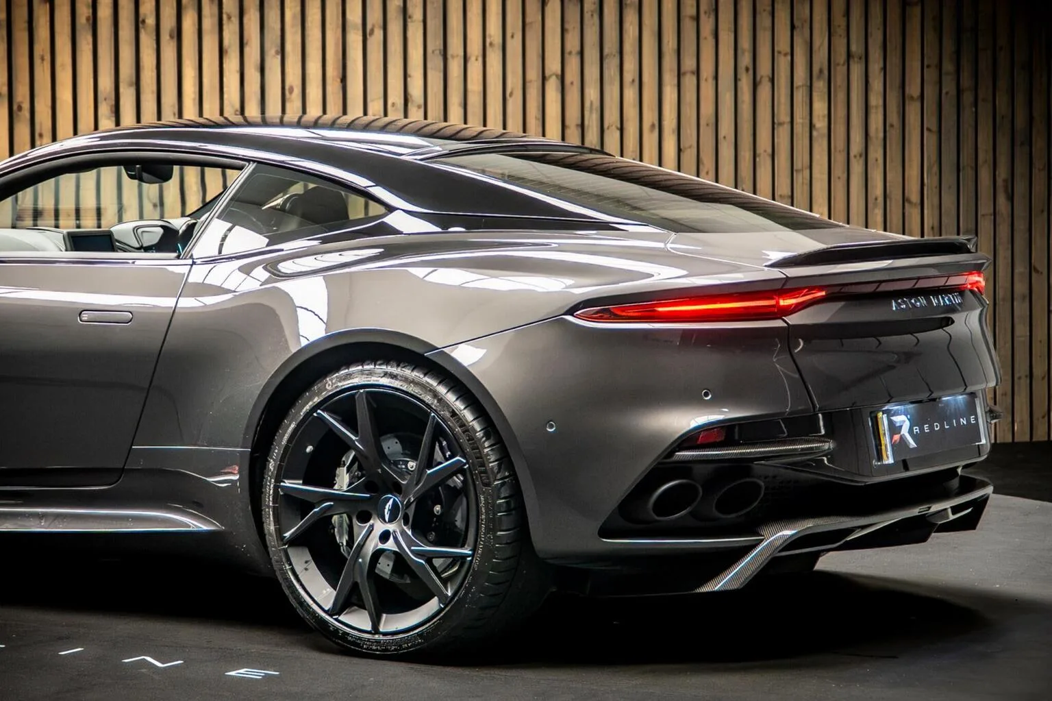 2020 Aston Martin DBS Superleggera, 16/30