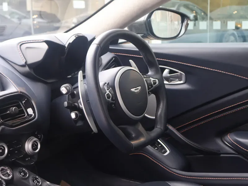 2020 Aston Martin Vantage, 14/30