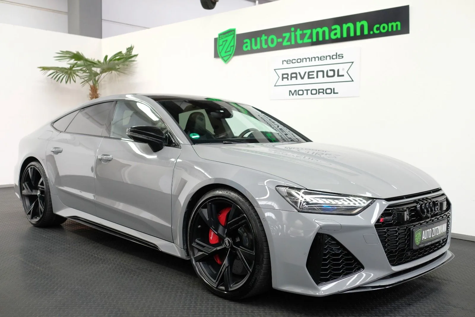 2020 Audi RS 7 Sportback offered by a supercar dealer in Nuremberg, Germany, main photo